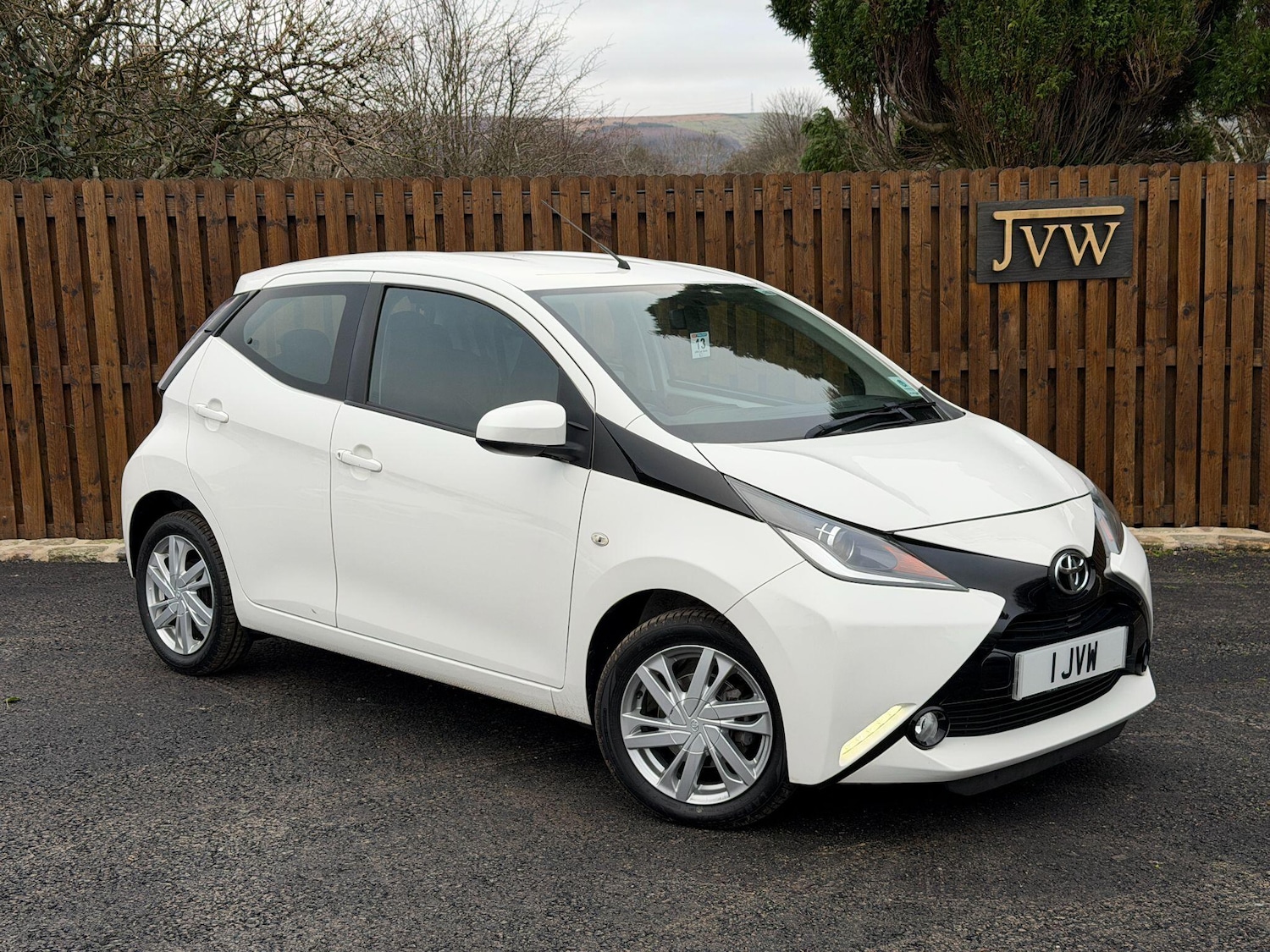 Used Toyota AYGO 2016 for sale - 77132077: Photo 1