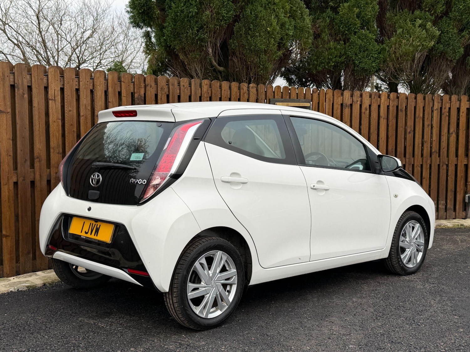 Used Toyota AYGO 2016 for sale - 77132077: Photo 10