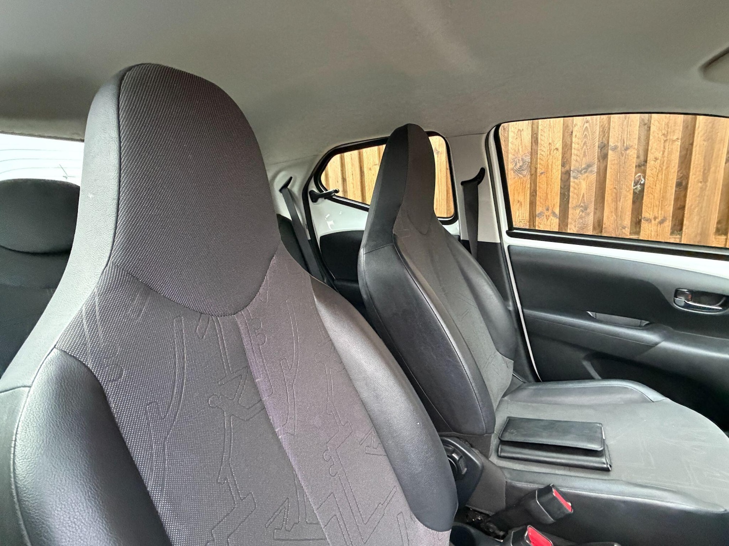 Used Toyota AYGO 2016 for sale - 77132077: Photo 19