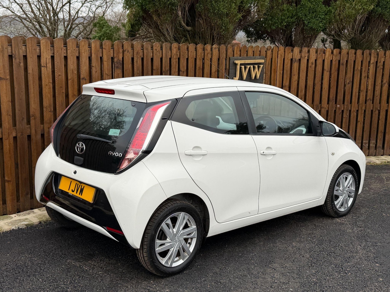 Used Toyota AYGO 2016 for sale - 77132077: Photo 31