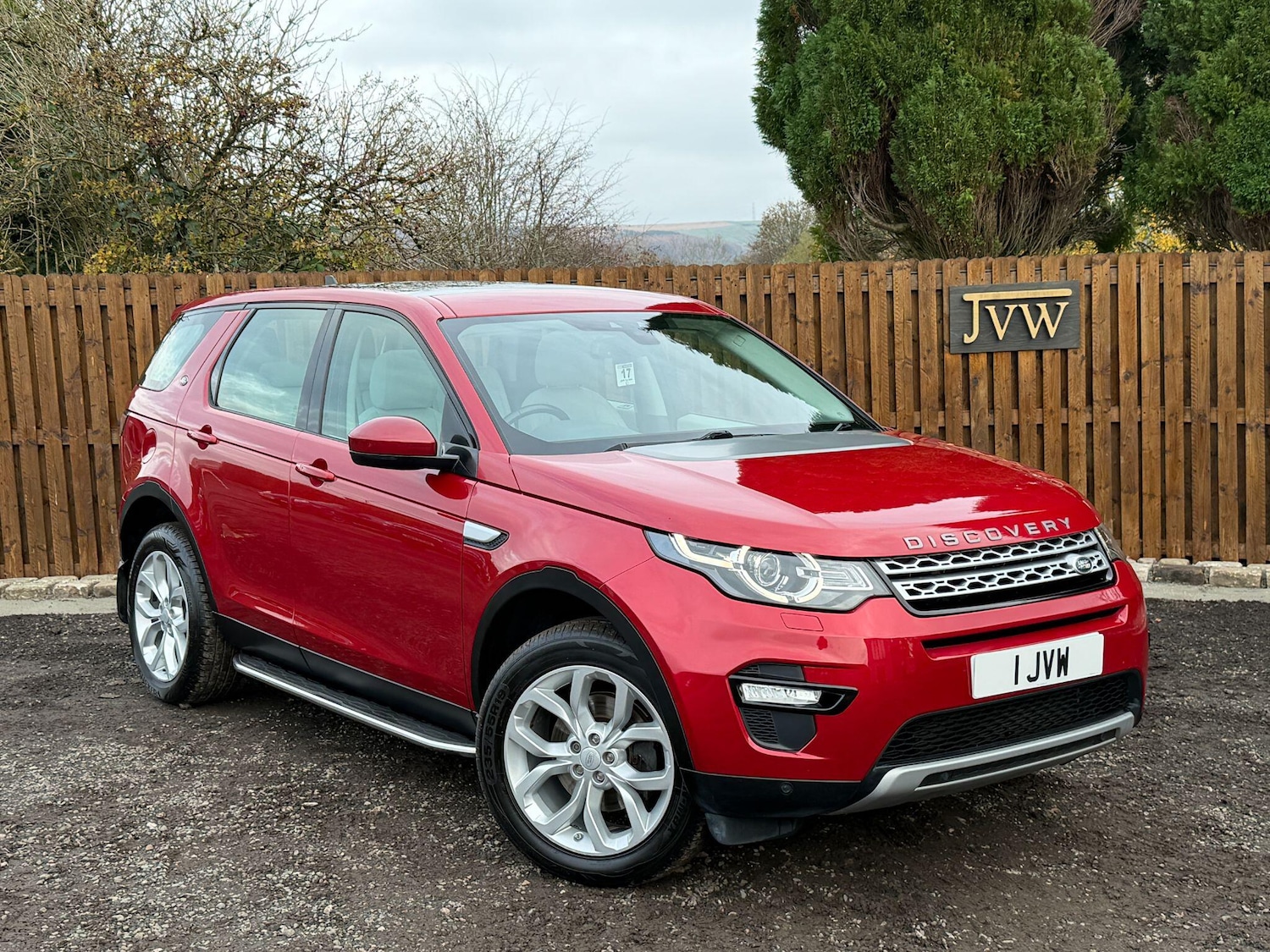 Used Land Rover Discovery Sport 2015 for sale - 76499034: Photo 1