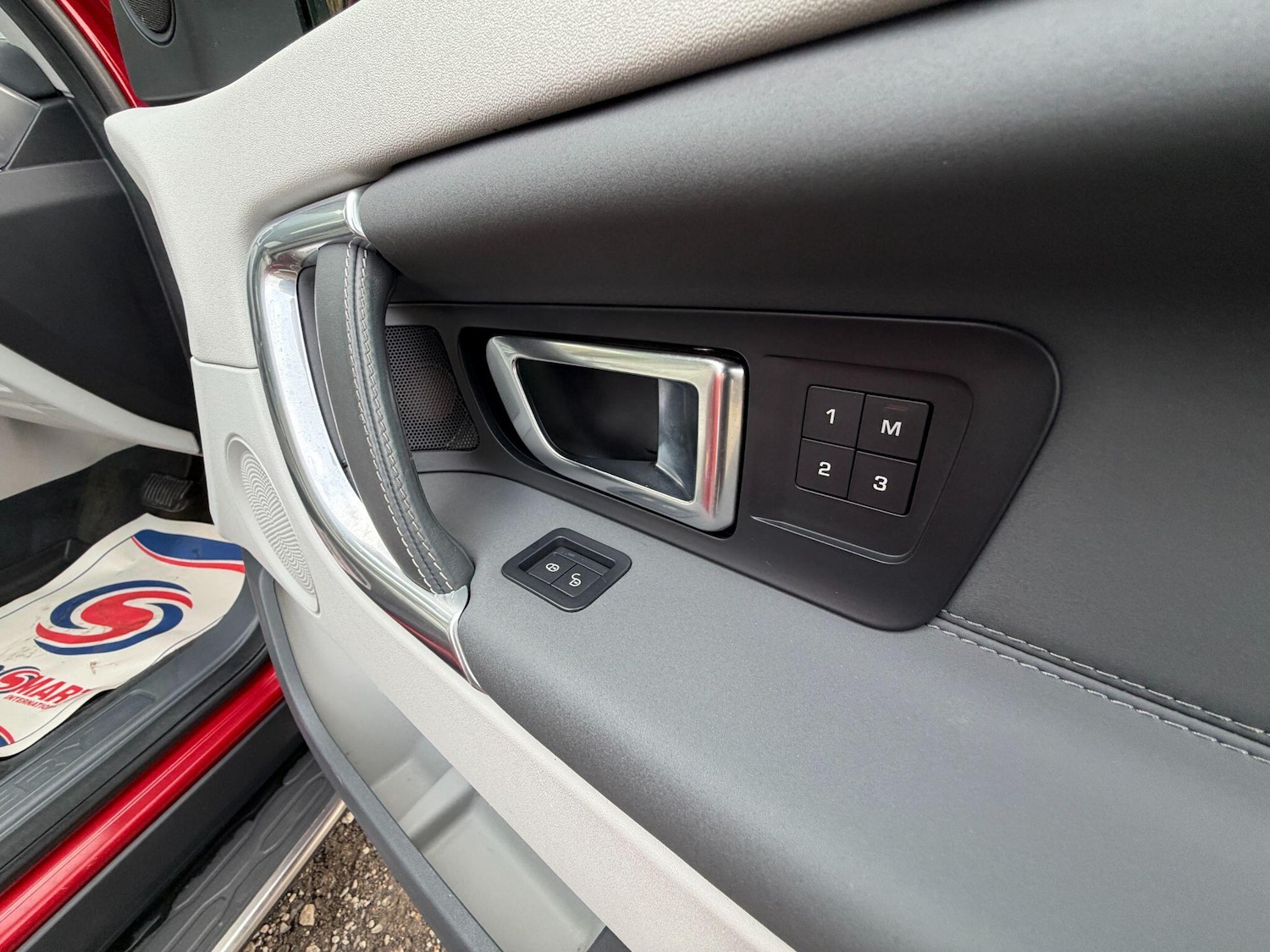 Used Land Rover Discovery Sport 2015 for sale - 76499034: Photo 32