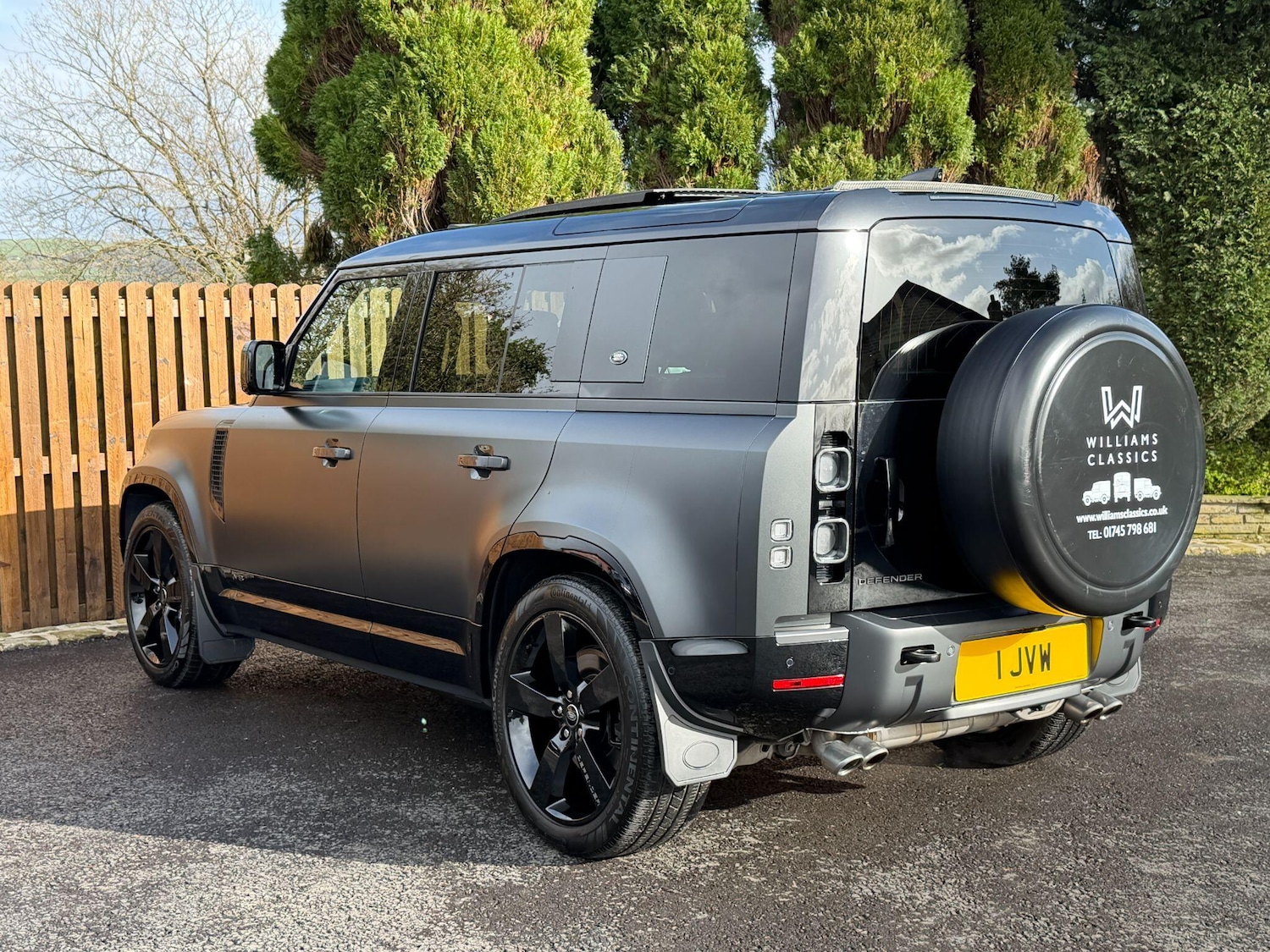 Used Land Rover Defender 110 for sale - 78019568: Photo 15