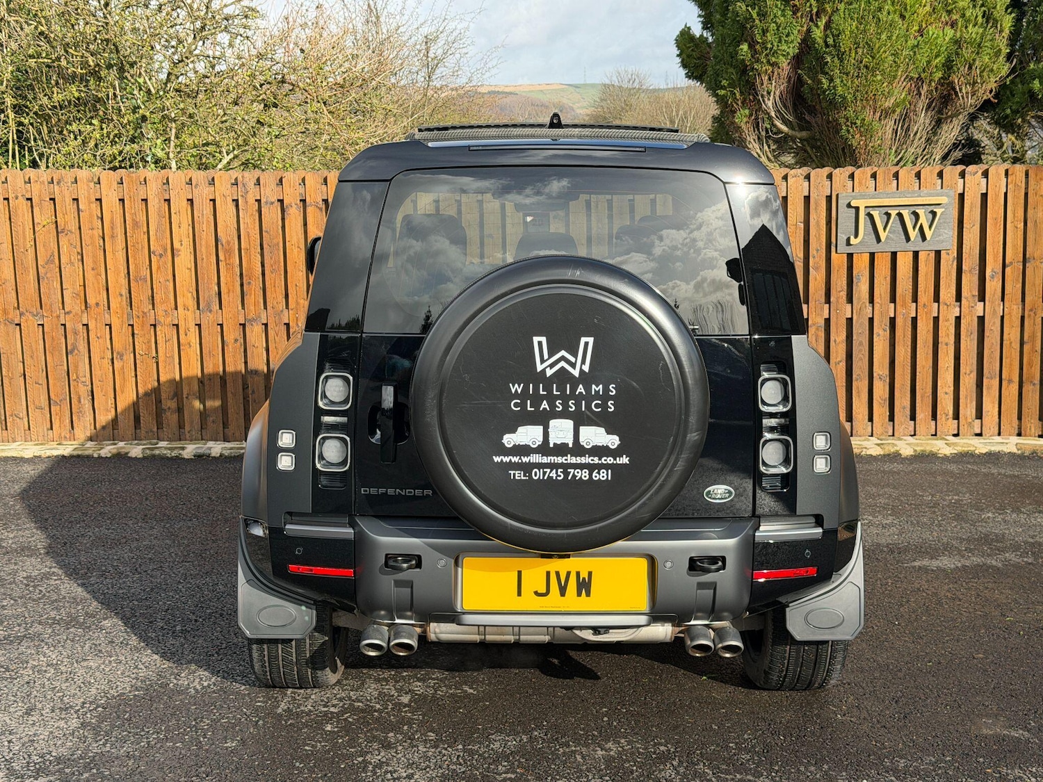 Used Land Rover Defender 110 for sale - 78019568: Photo 16