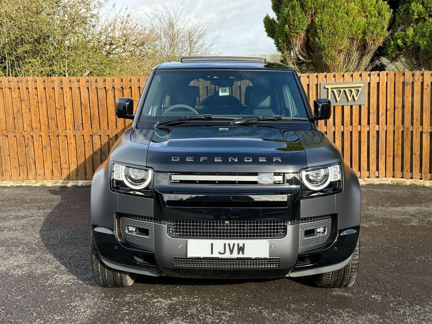 Used Land Rover Defender 110 for sale - 78019568: Photo 18