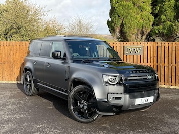 Used Land Rover Defender 110 2022 for sale - 78019568: Photo