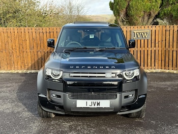 Used Land Rover Defender 110 2022 for sale - 78019568: Photo