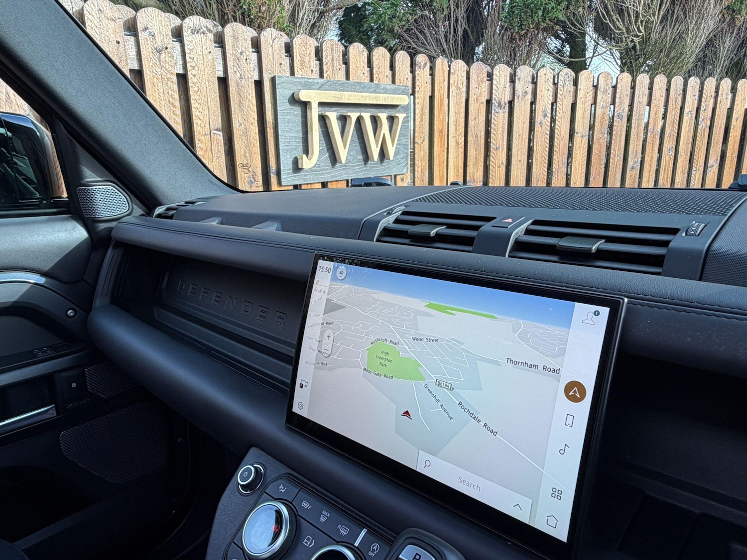 Used Land Rover Defender 110 for sale - 78019568: Photo 8