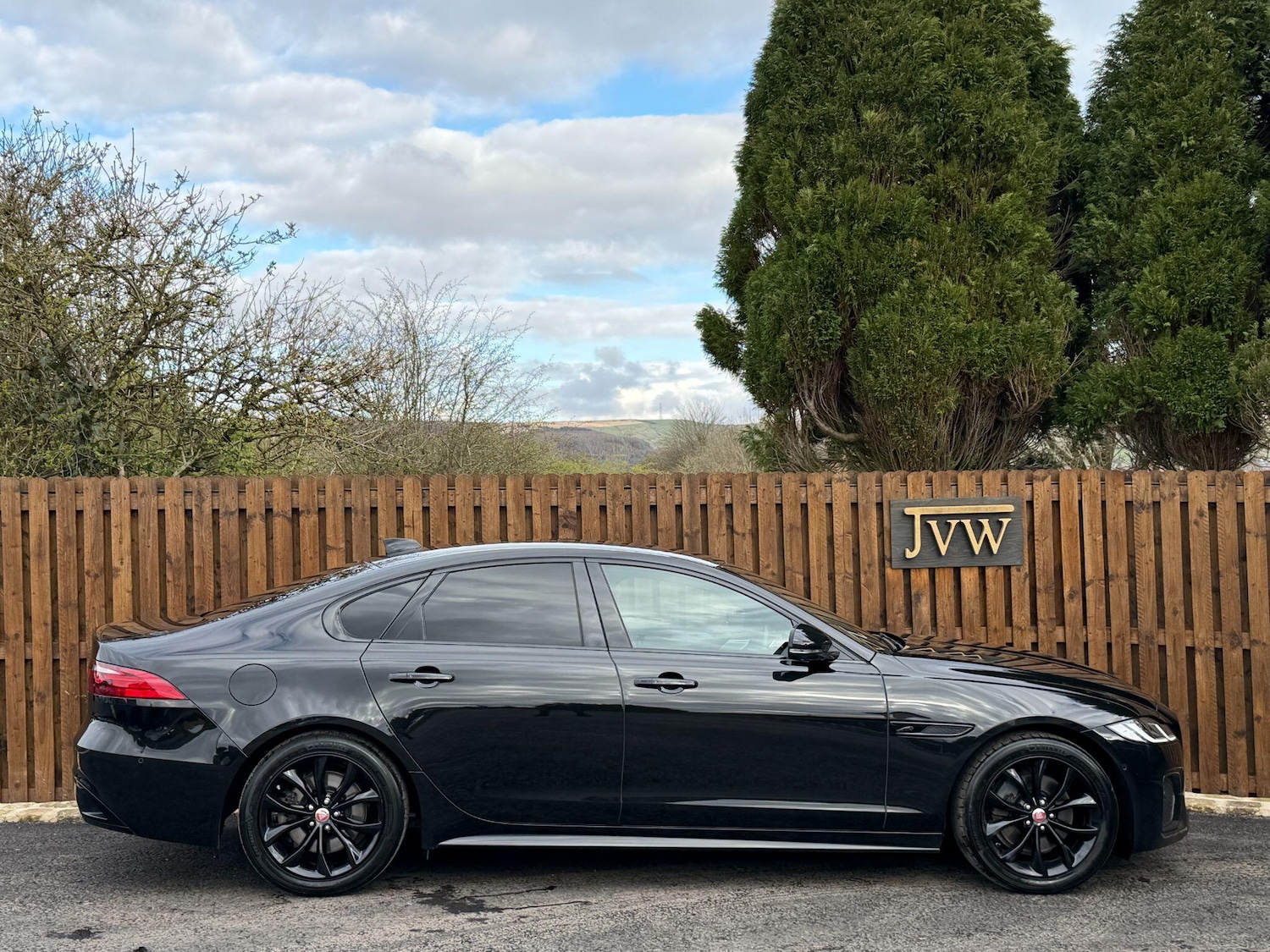 Used Jaguar XF 2021 for sale - 78100924: Photo 2