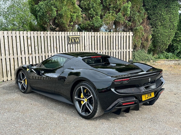 Used Ferrari 296 GTB 2022 for sale - 75022990: Photo 17