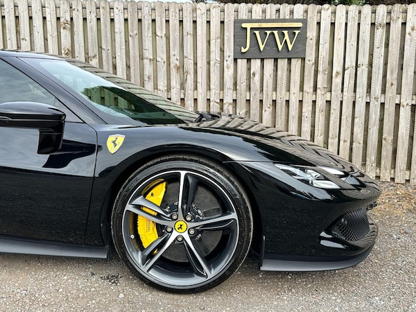 Used Ferrari 296 GTB 2022 for sale - 75022990: Photo 36