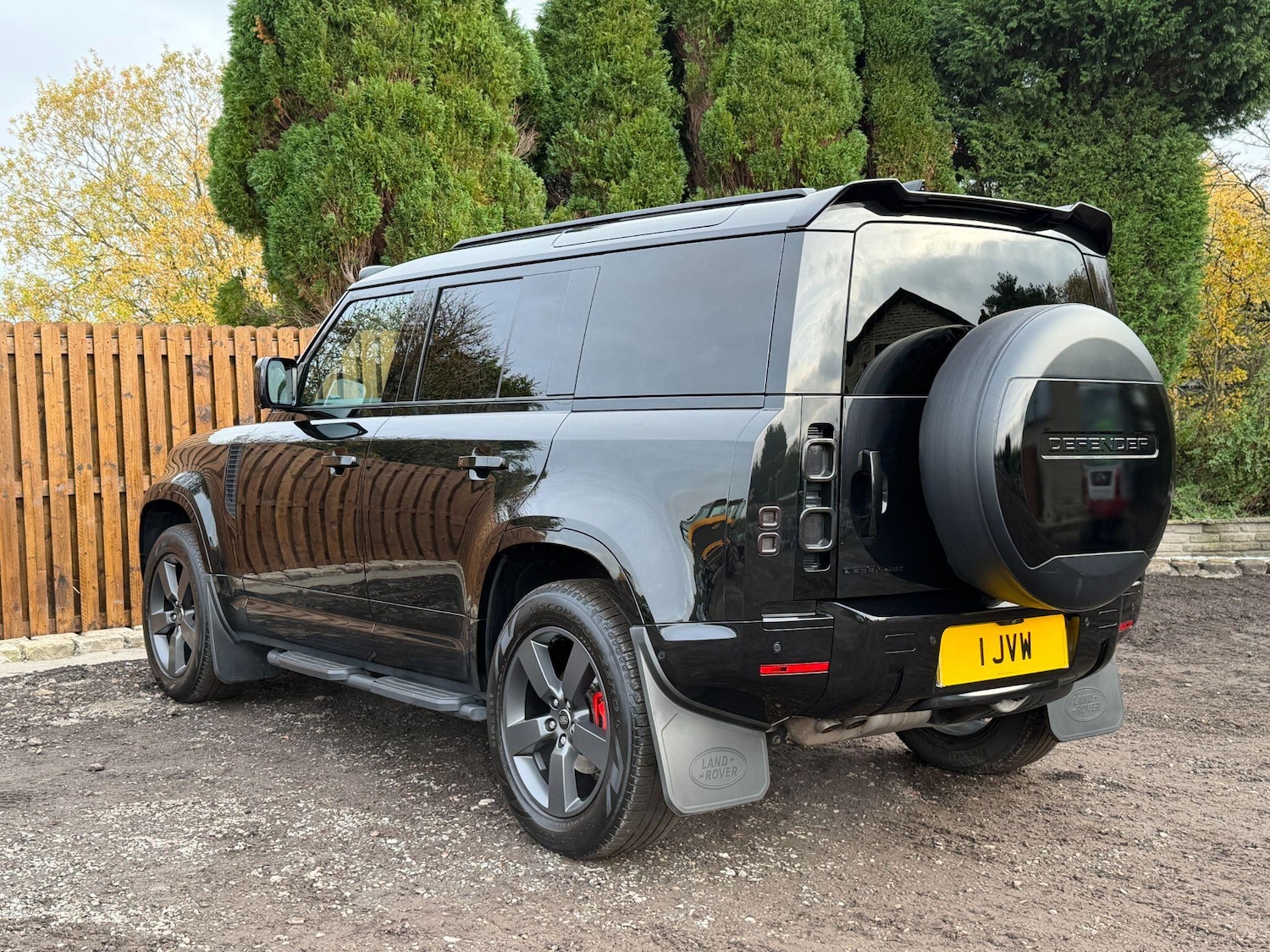 Used Land Rover Defender 110 for sale - 76499709: Photo 17