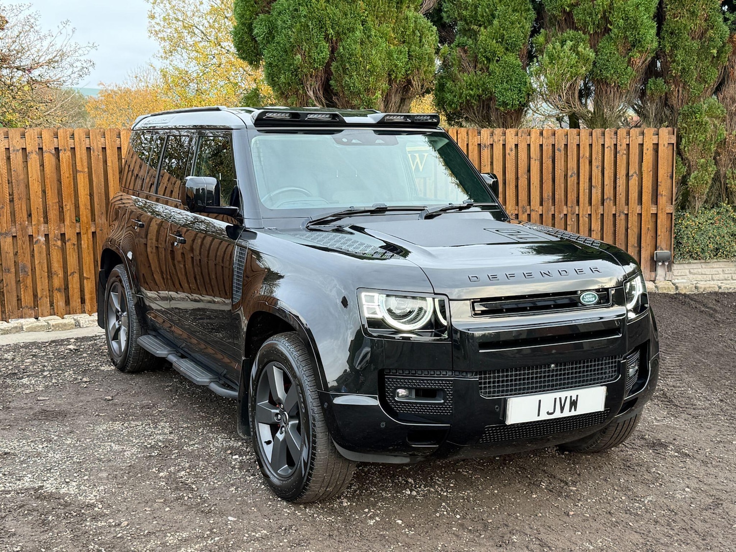 Used Land Rover Defender 110 for sale - 76499709: Photo 21