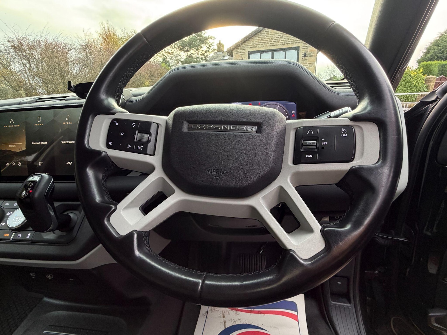 Used Land Rover Defender 110 for sale - 76499709: Photo 24