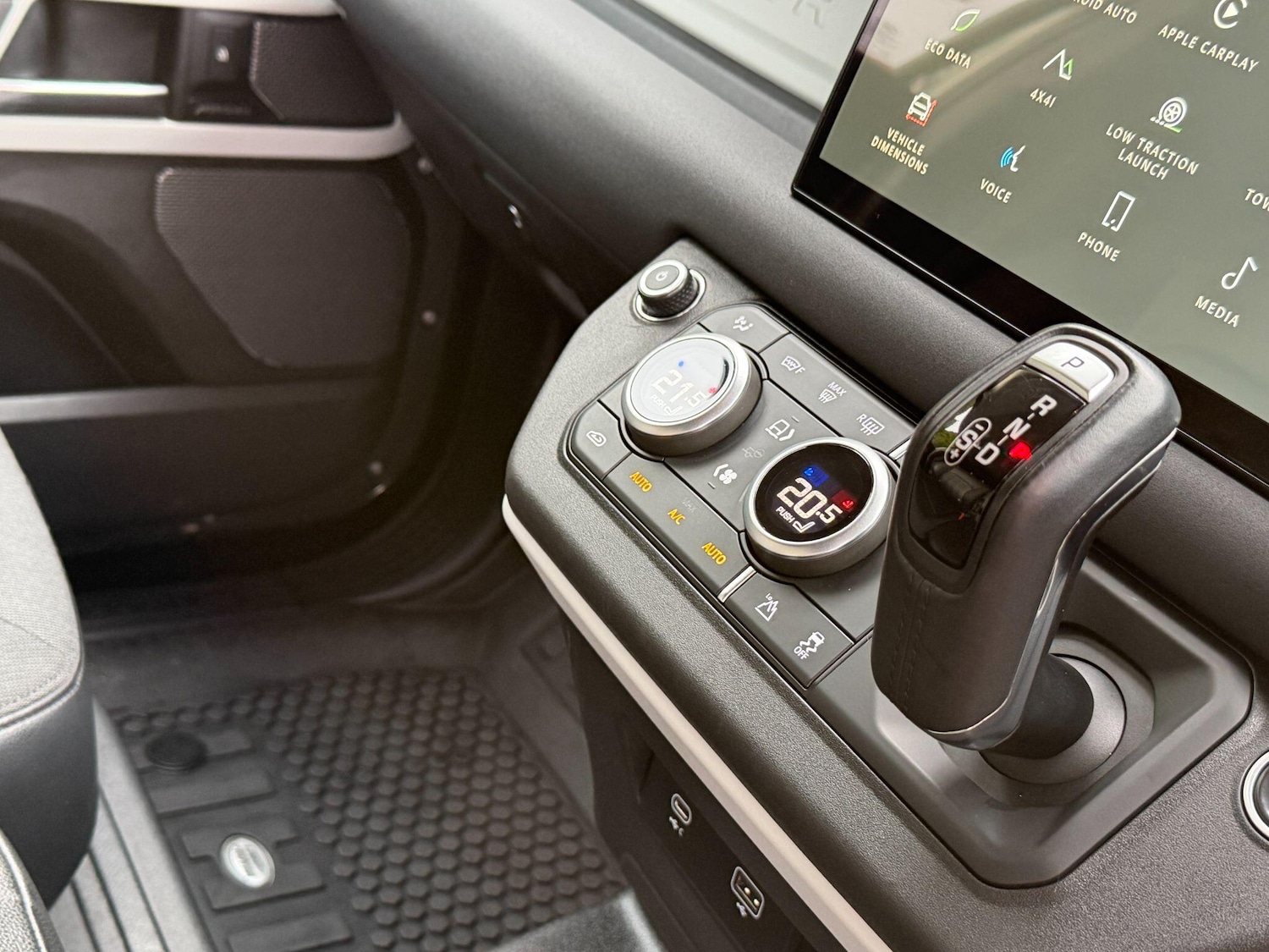 Used Land Rover Defender 110 for sale - 76499709: Photo 27