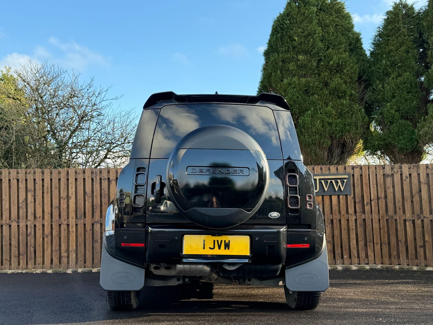 Used Land Rover Defender 110 for sale - 76499709: Photo 48