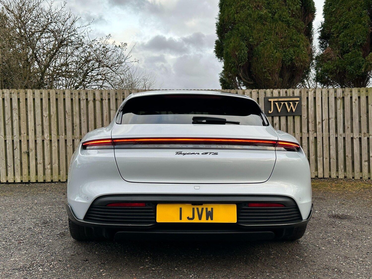 Used Porsche Taycan 2023 for sale - 77469347: Photo 16