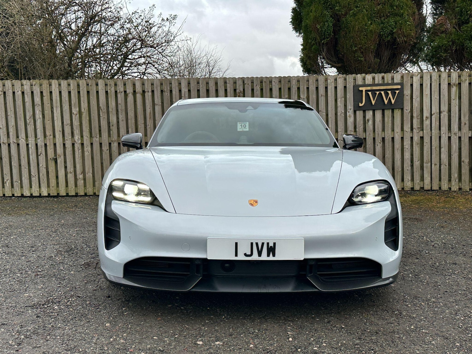 Used Porsche Taycan 2023 for sale - 77469347: Photo 2