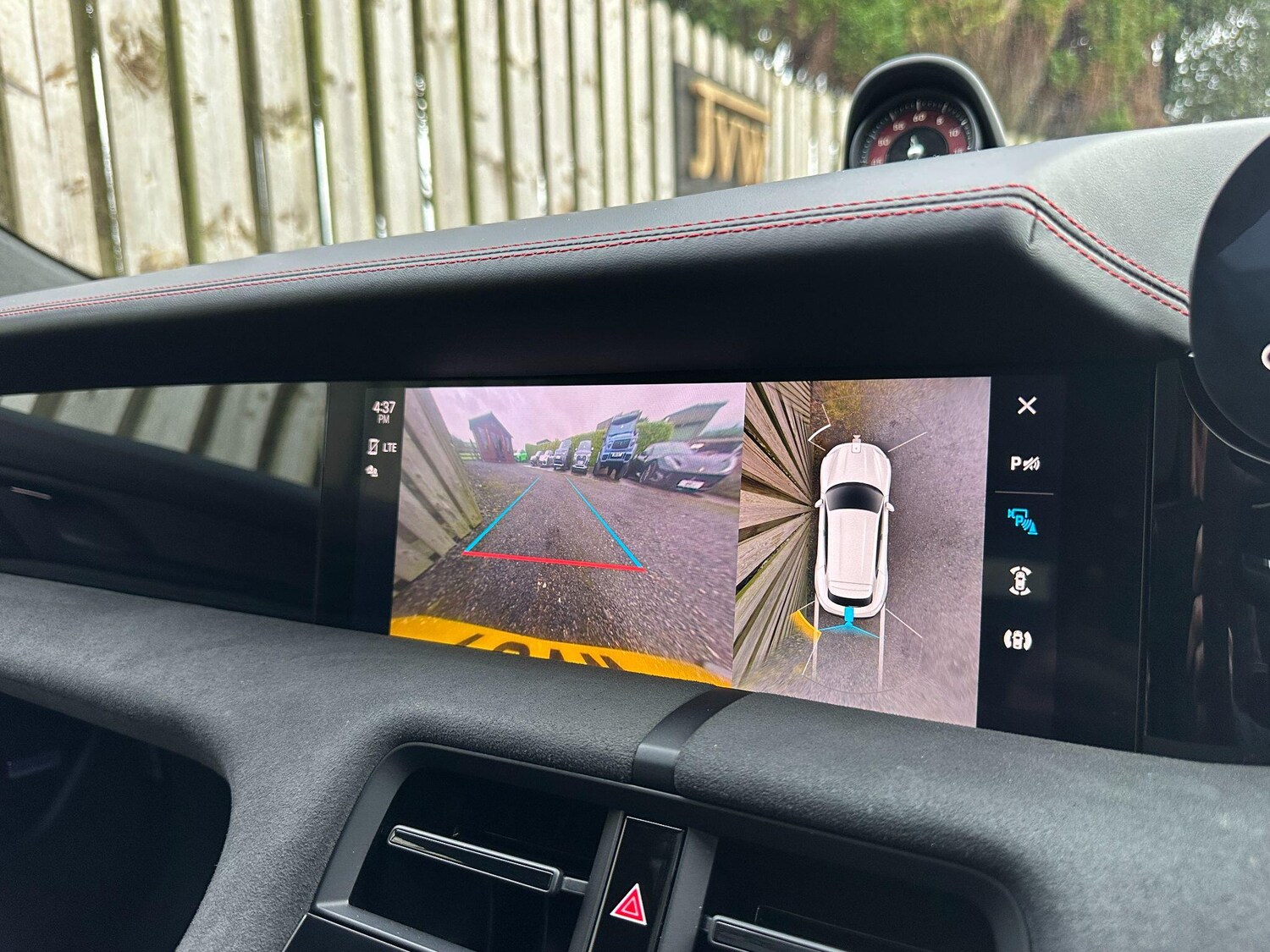 Used Porsche Taycan 2023 for sale - 77469347: Photo 35