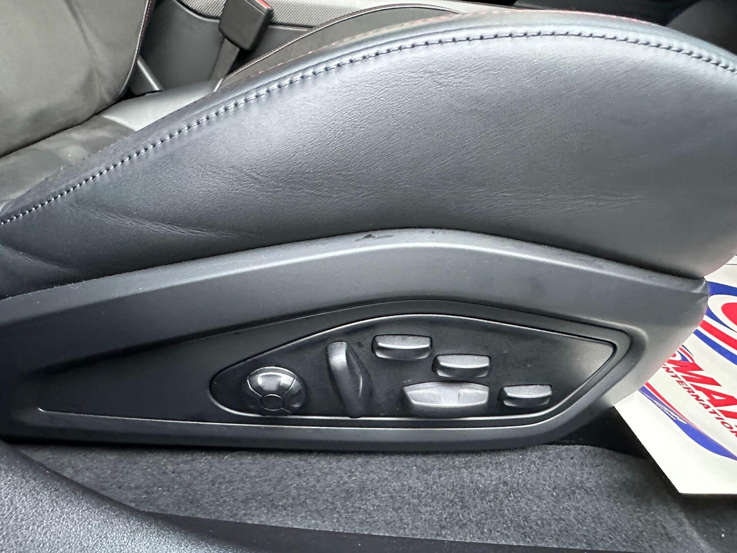 Used Porsche Taycan 2023 for sale - 77469347: Photo 40