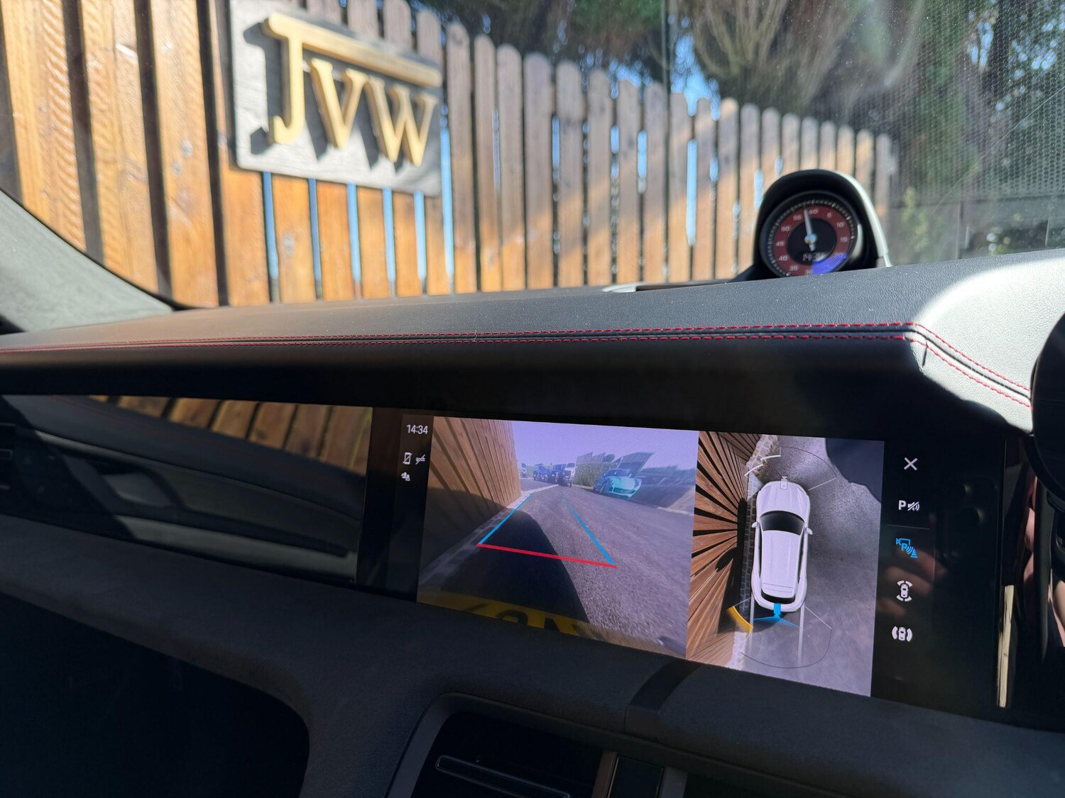 Used Porsche Taycan 2023 for sale - 77469347: Photo 55