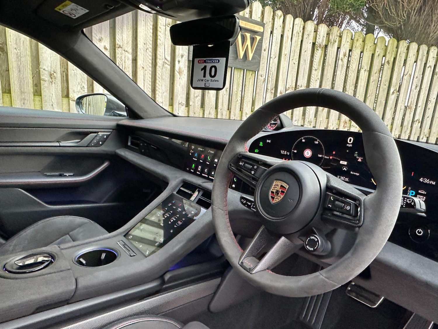 Used Porsche Taycan 2023 for sale - 77469347: Photo 7