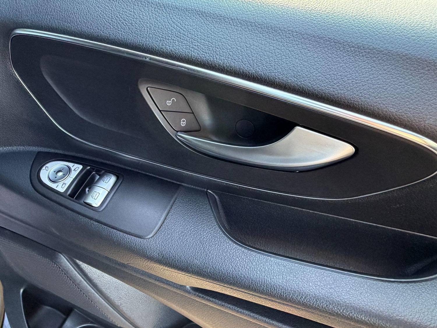 Used Mercedes-Benz Vito for sale - 77559073: Photo 26