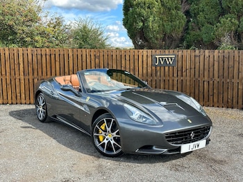 Used Ferrari California 2010 for sale - 75905147: Photo