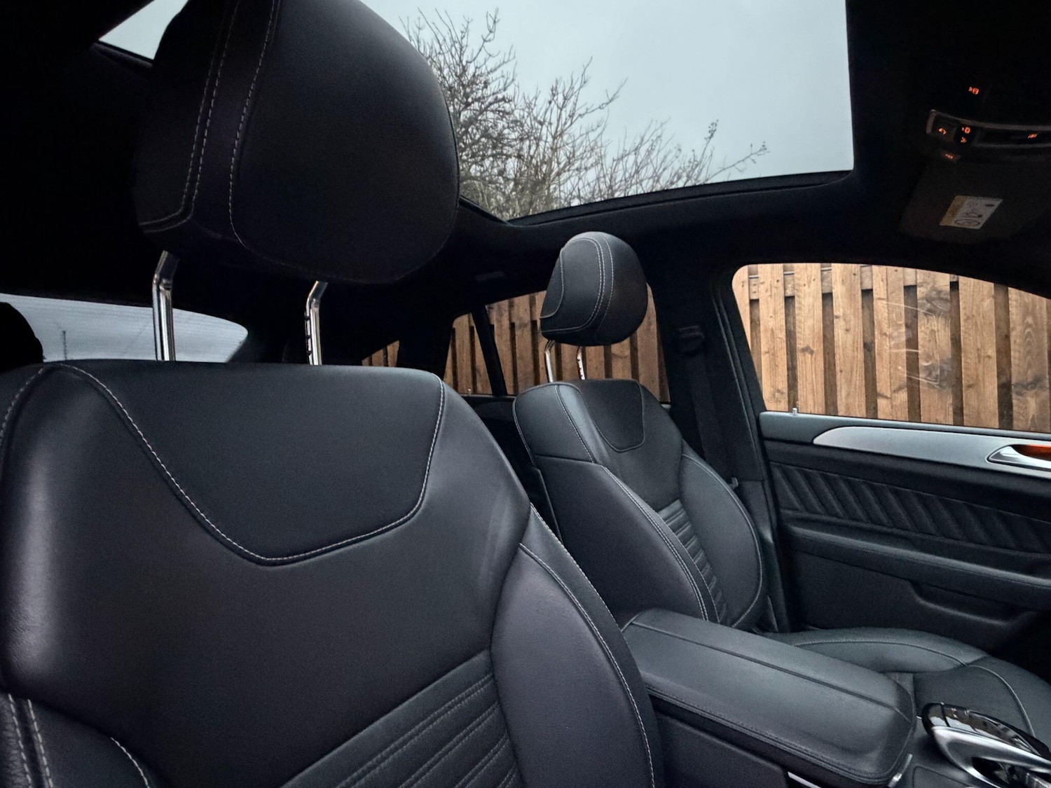 Used Mercedes-Benz GLE 2019 for sale - 76992237: Photo 25