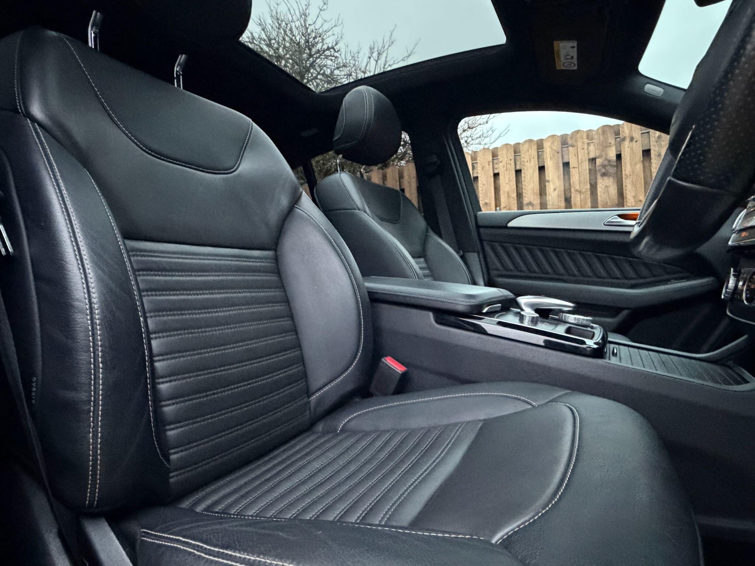 Used Mercedes-Benz GLE 2019 for sale - 76992237: Photo 5