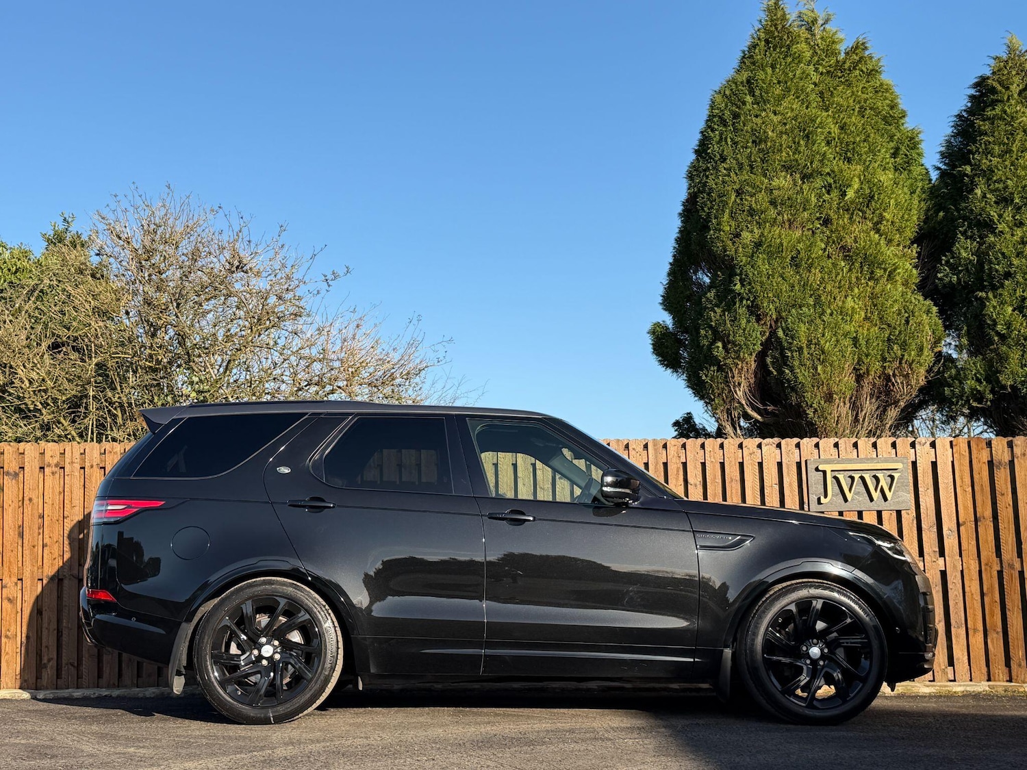 Used Land Rover Discovery 2017 for sale - 77925202: Photo 12