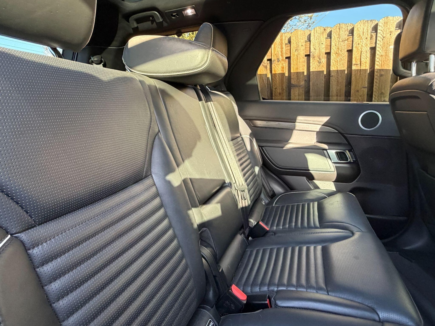 Used Land Rover Discovery 2017 for sale - 77925202: Photo 20