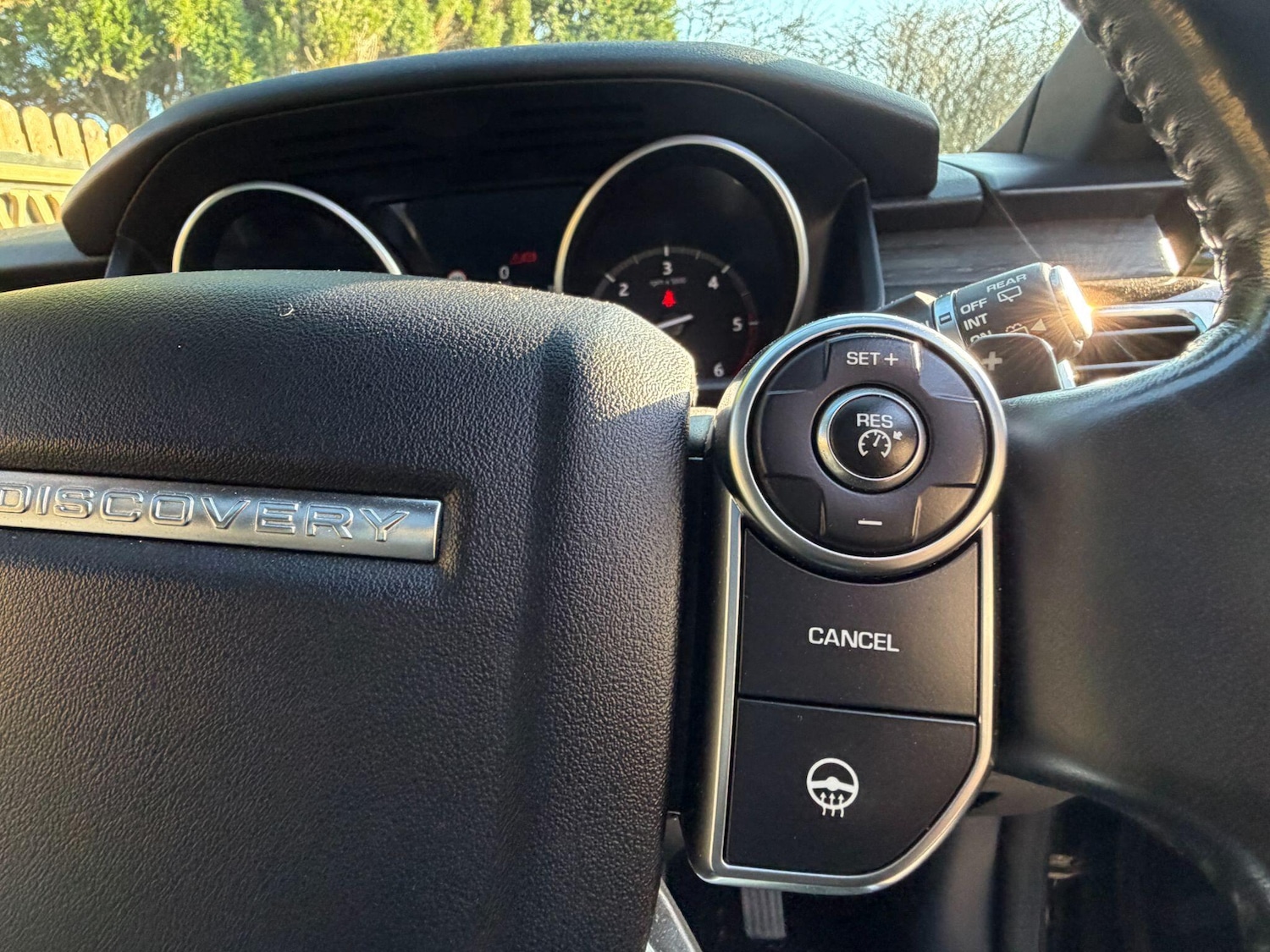 Used Land Rover Discovery 2017 for sale - 77925202: Photo 28