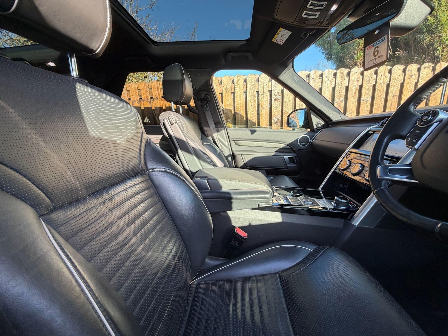 Used Land Rover Discovery 2017 for sale - 77925202: Photo 6