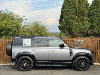 Used Land Rover Defender 110 2022 for sale - 78481128: Photo
