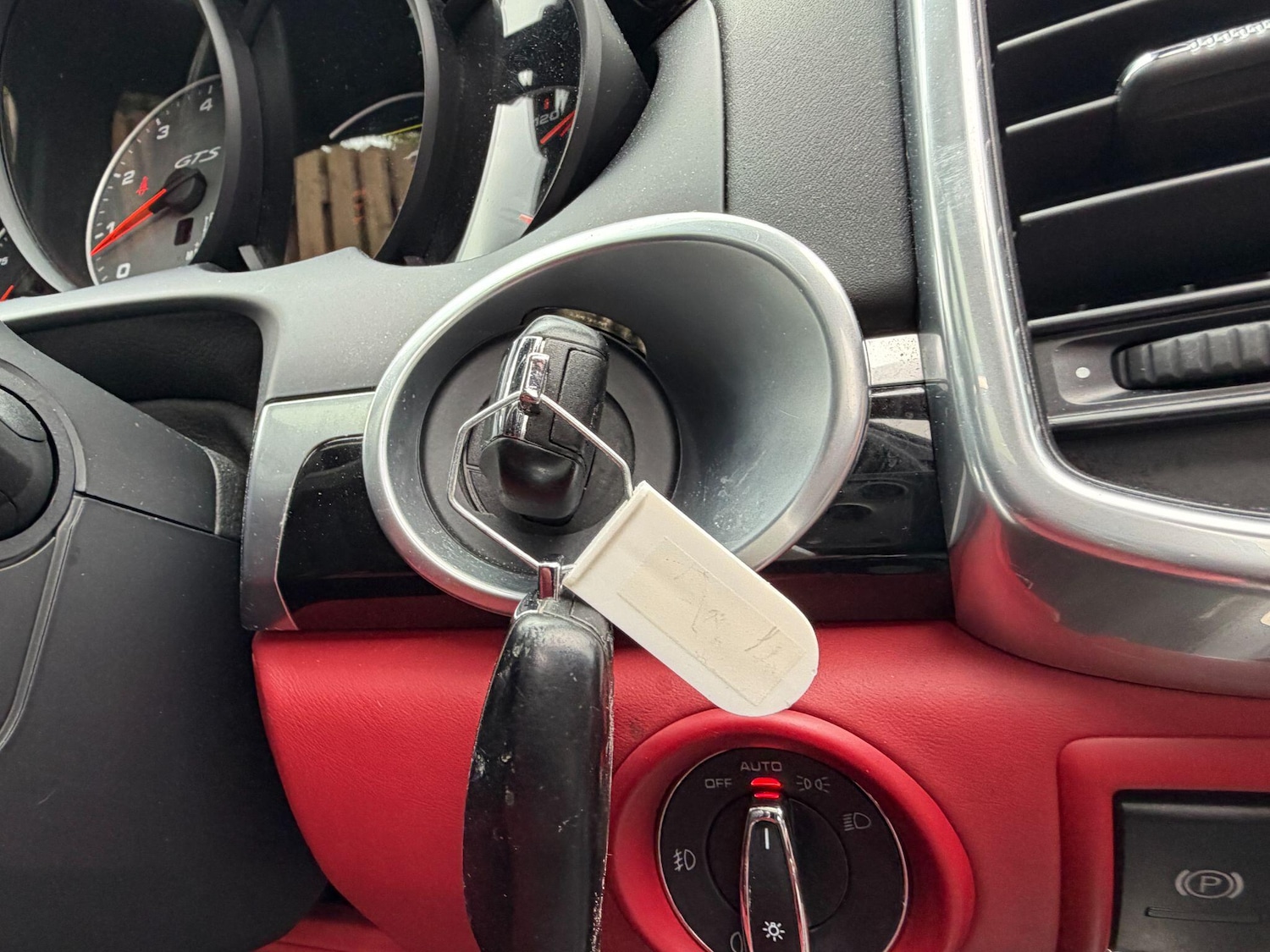 Used Porsche Cayenne 2014 for sale - 78127413: Photo 25