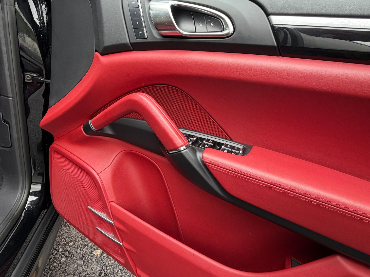 Used Porsche Cayenne 2014 for sale - 78127413: Photo 28