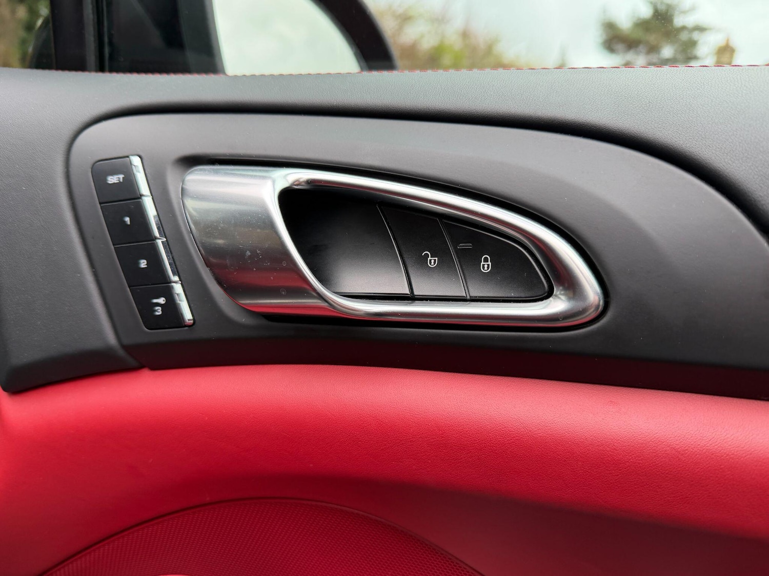 Used Porsche Cayenne 2014 for sale - 78127413: Photo 29