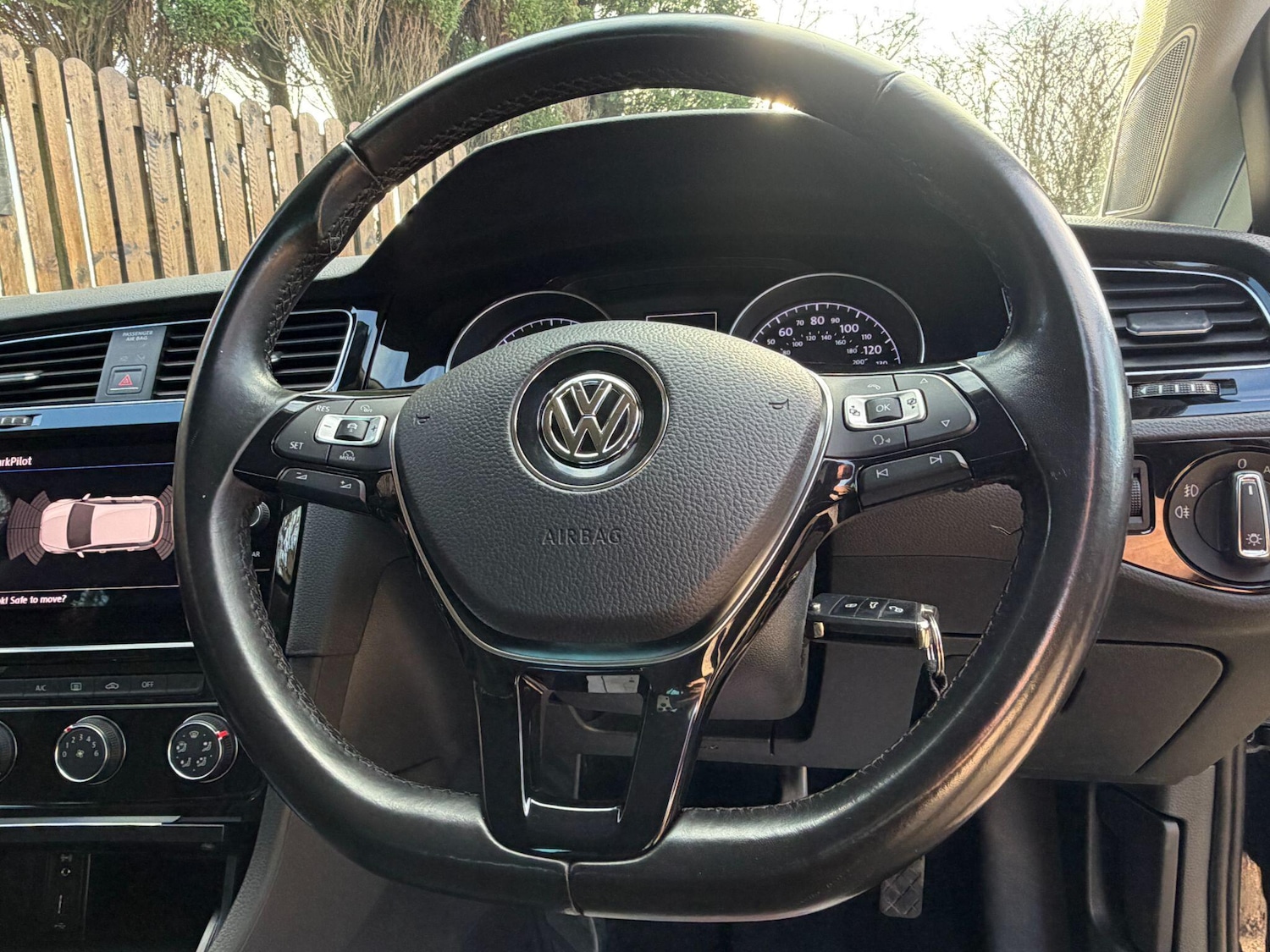 Used Volkswagen Golf 2017 for sale - 76849734: Photo 23