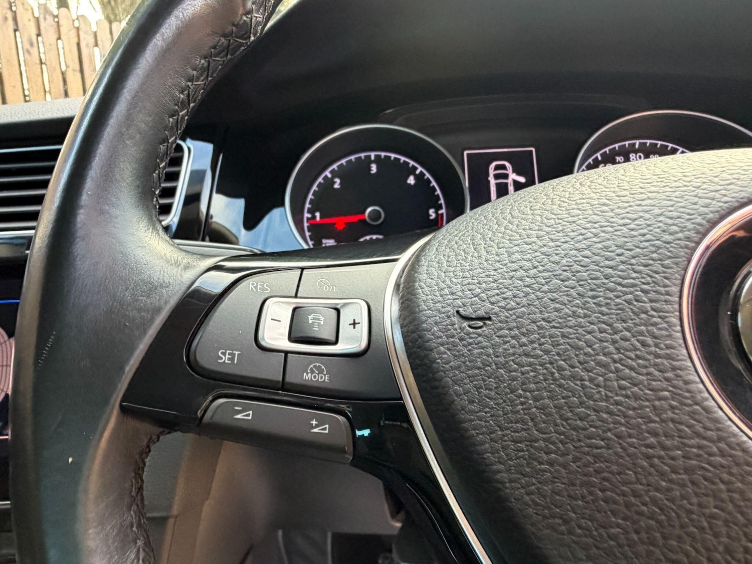 Used Volkswagen Golf 2017 for sale - 76849734: Photo 24