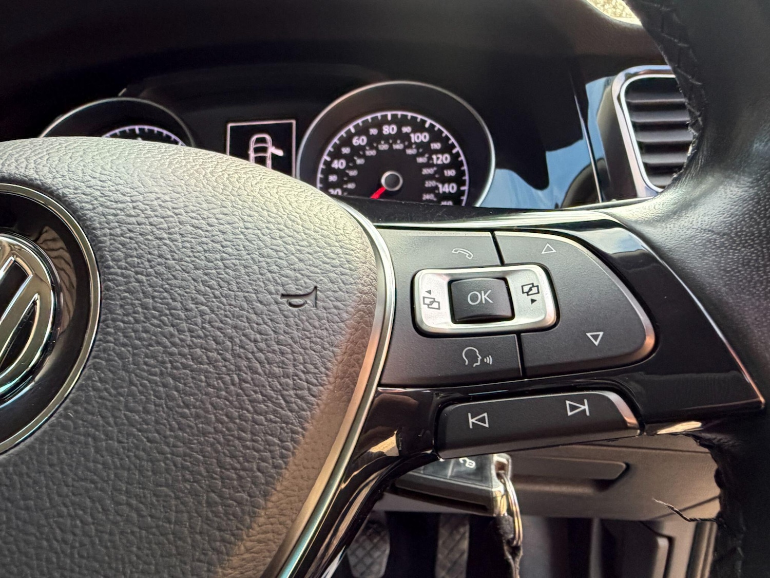 Used Volkswagen Golf 2017 for sale - 76849734: Photo 25