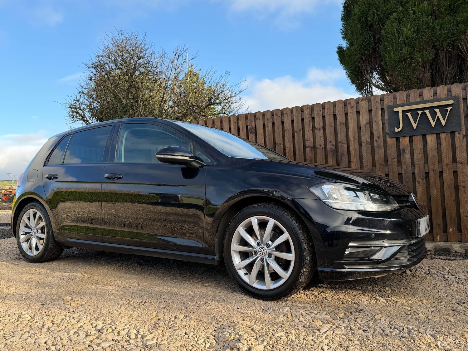 Used Volkswagen Golf 2017 for sale - 76849734: Photo 9