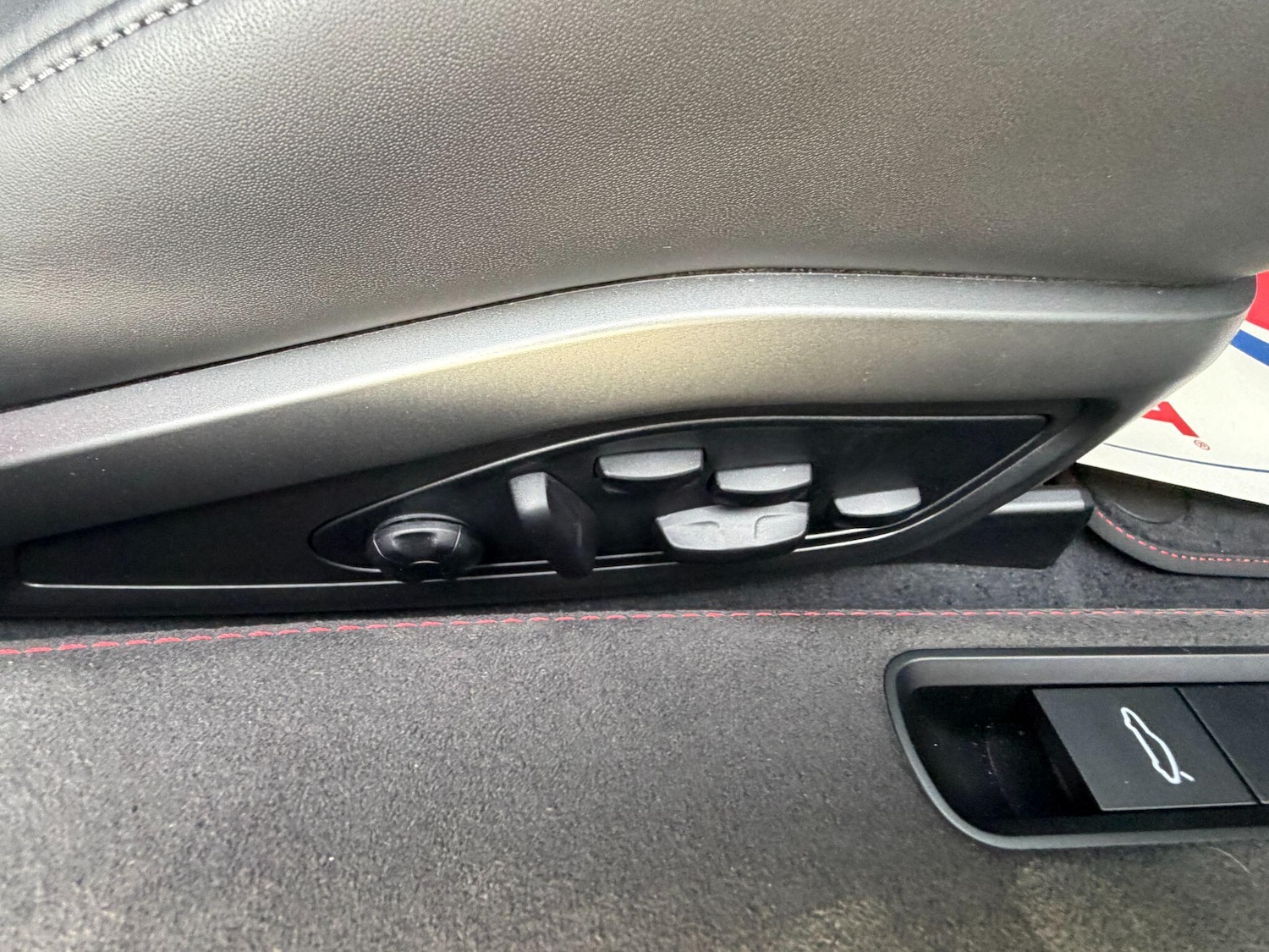 Used Porsche 911 2025 for sale - 77957471: Photo 40