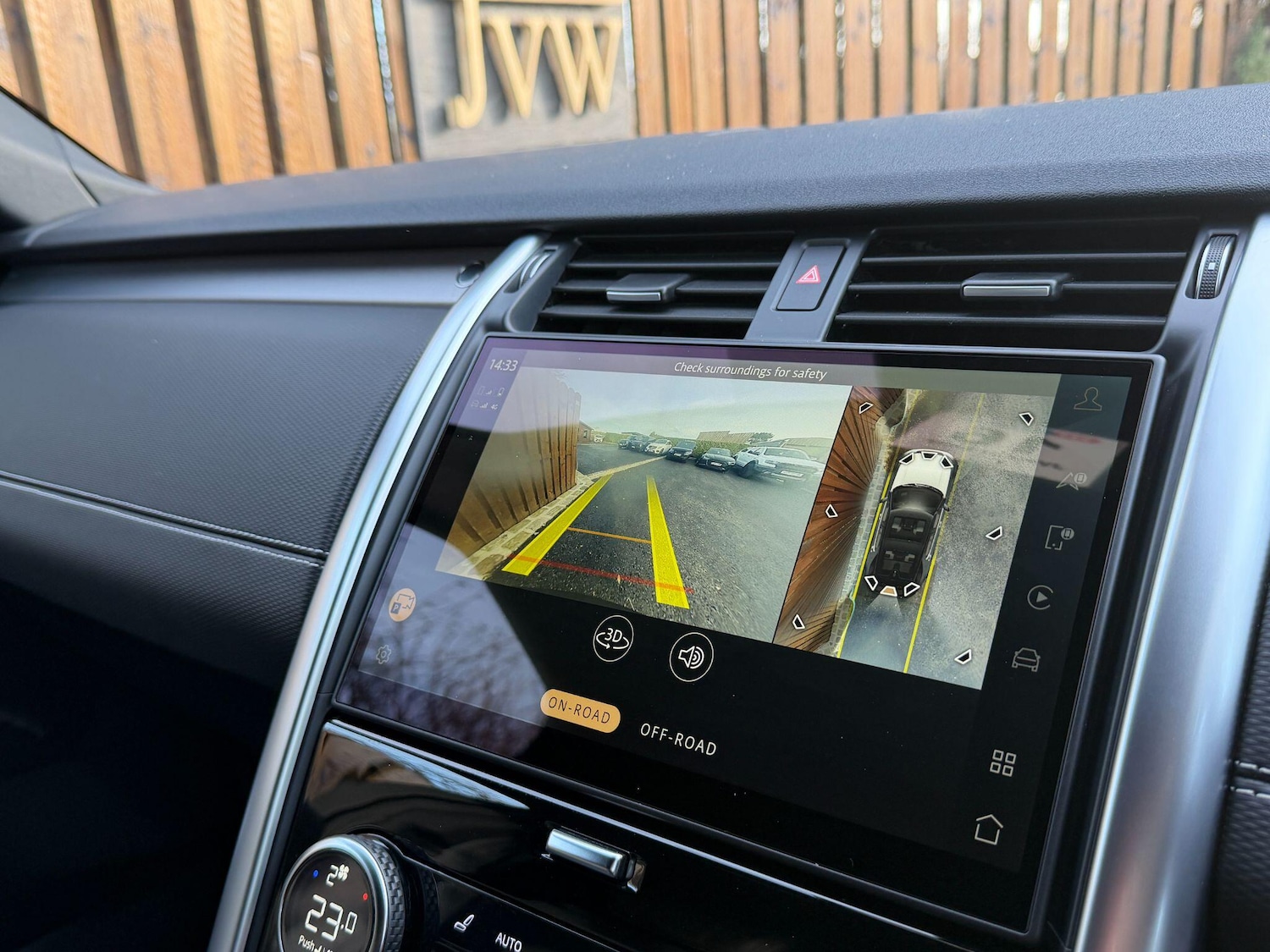 Used Land Rover Discovery 2023 for sale - 77267150: Photo 26