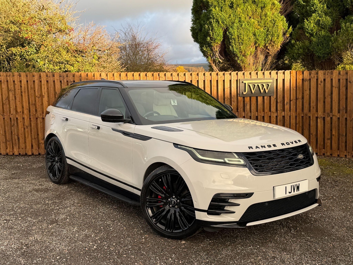 Used Land Rover Range Rover Velar 2018 for sale - 76377693: Photo 17