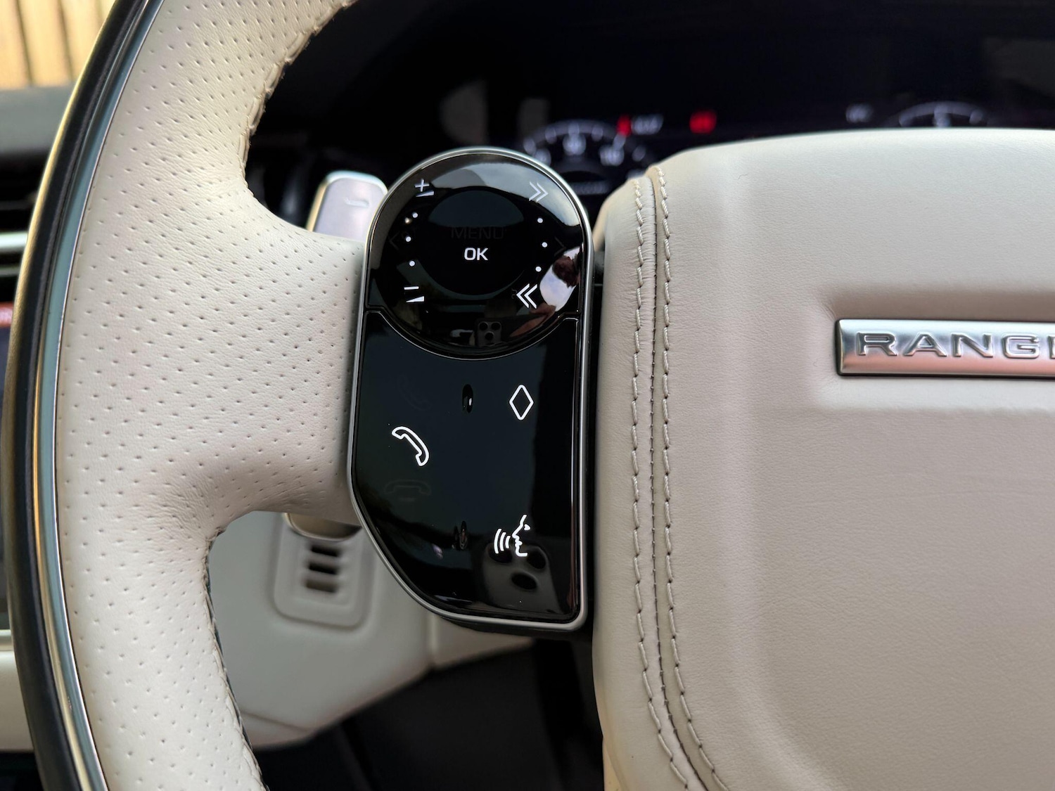 Used Land Rover Range Rover Velar 2018 for sale - 76377693: Photo 25