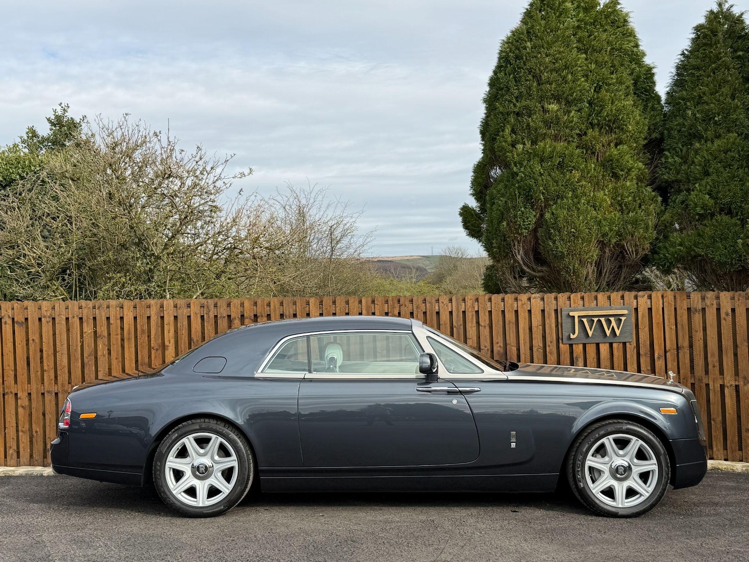 Used Rolls-Royce Phantom 2010 for sale - 78047797: Photo 2