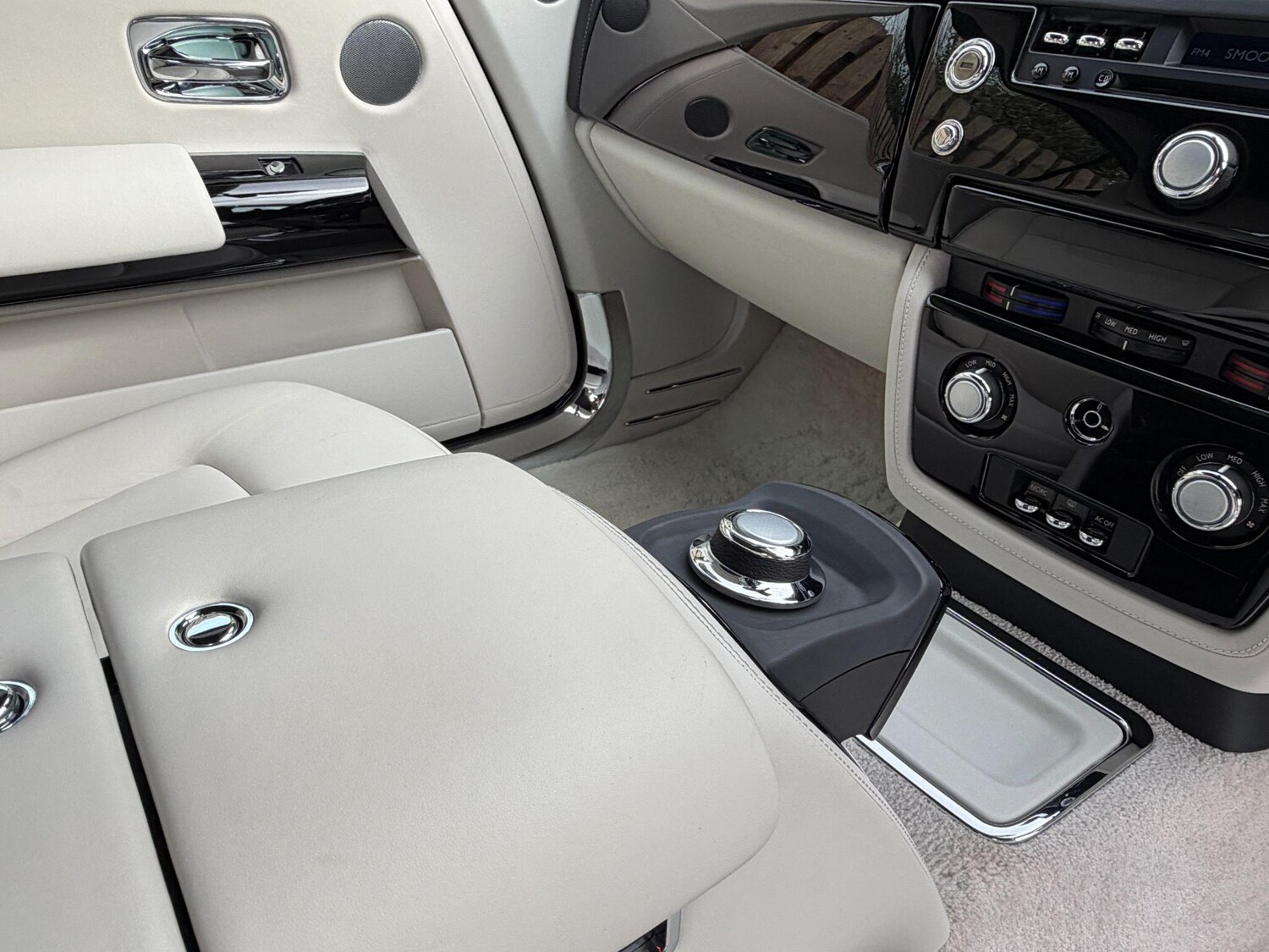 Used Rolls-Royce Phantom 2010 for sale - 78047797: Photo 24