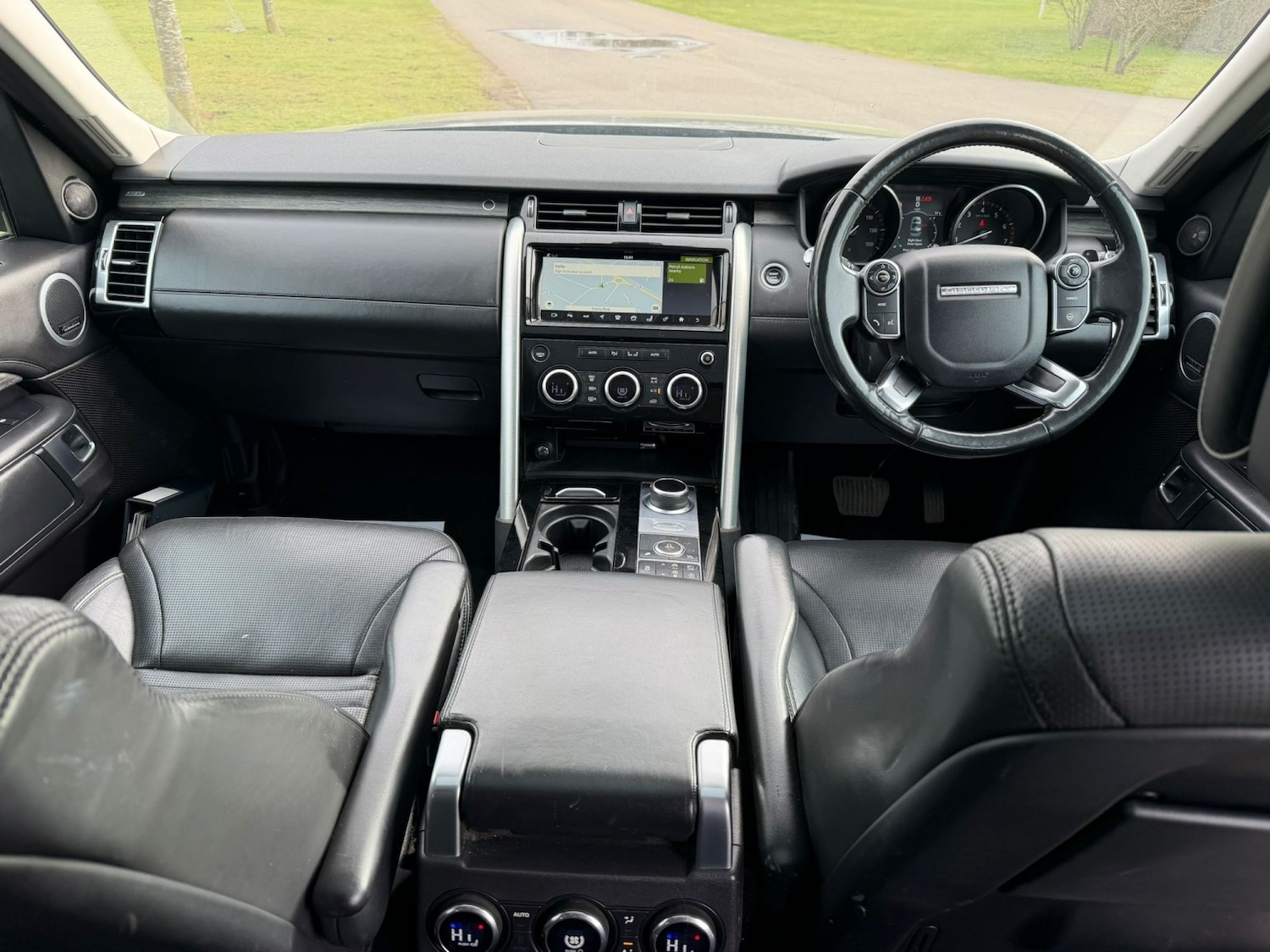 Used Land Rover Discovery 2017 for sale - 77881075: Photo 12