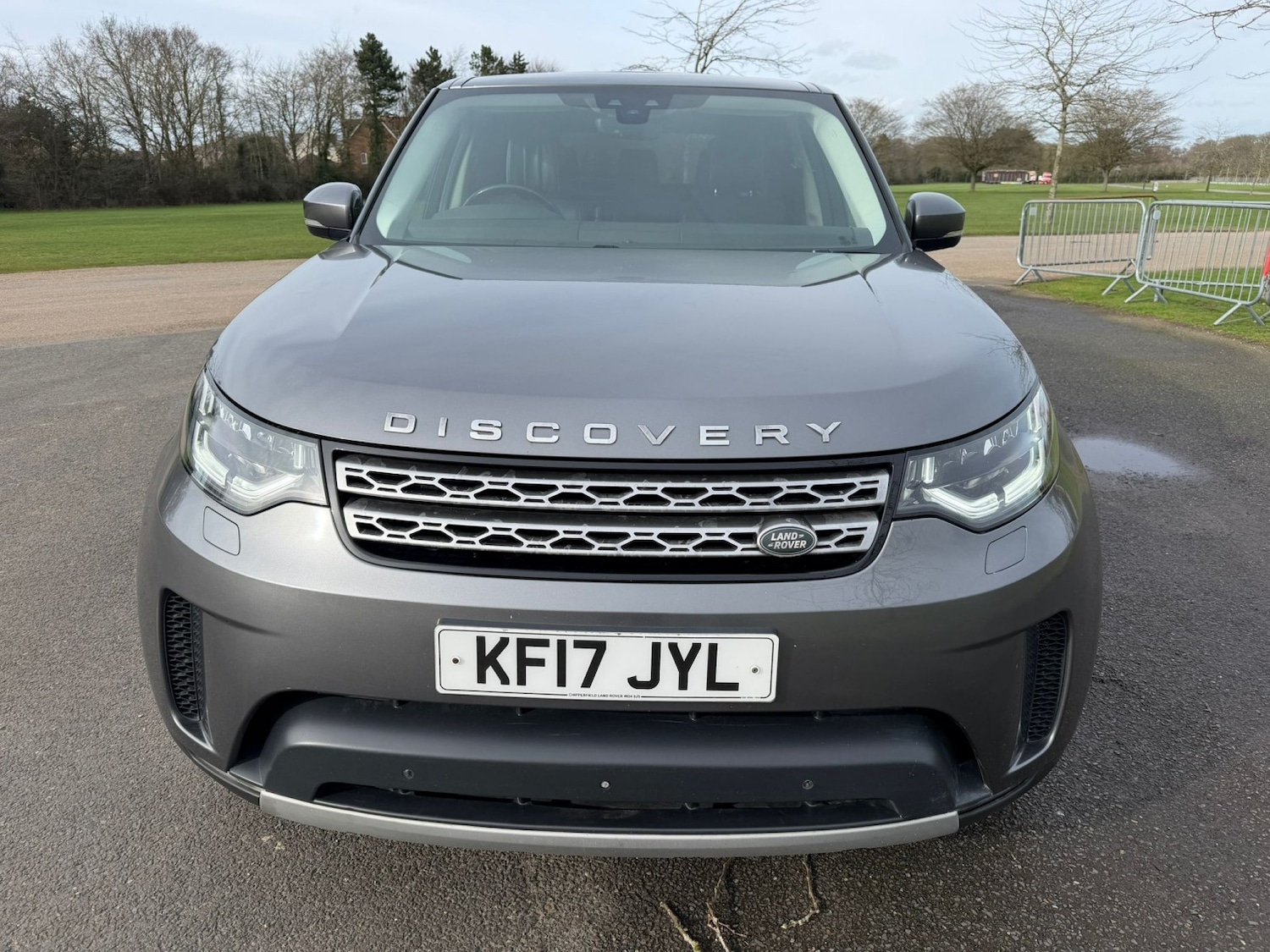 Used Land Rover Discovery 2017 for sale - 77881075: Photo 2